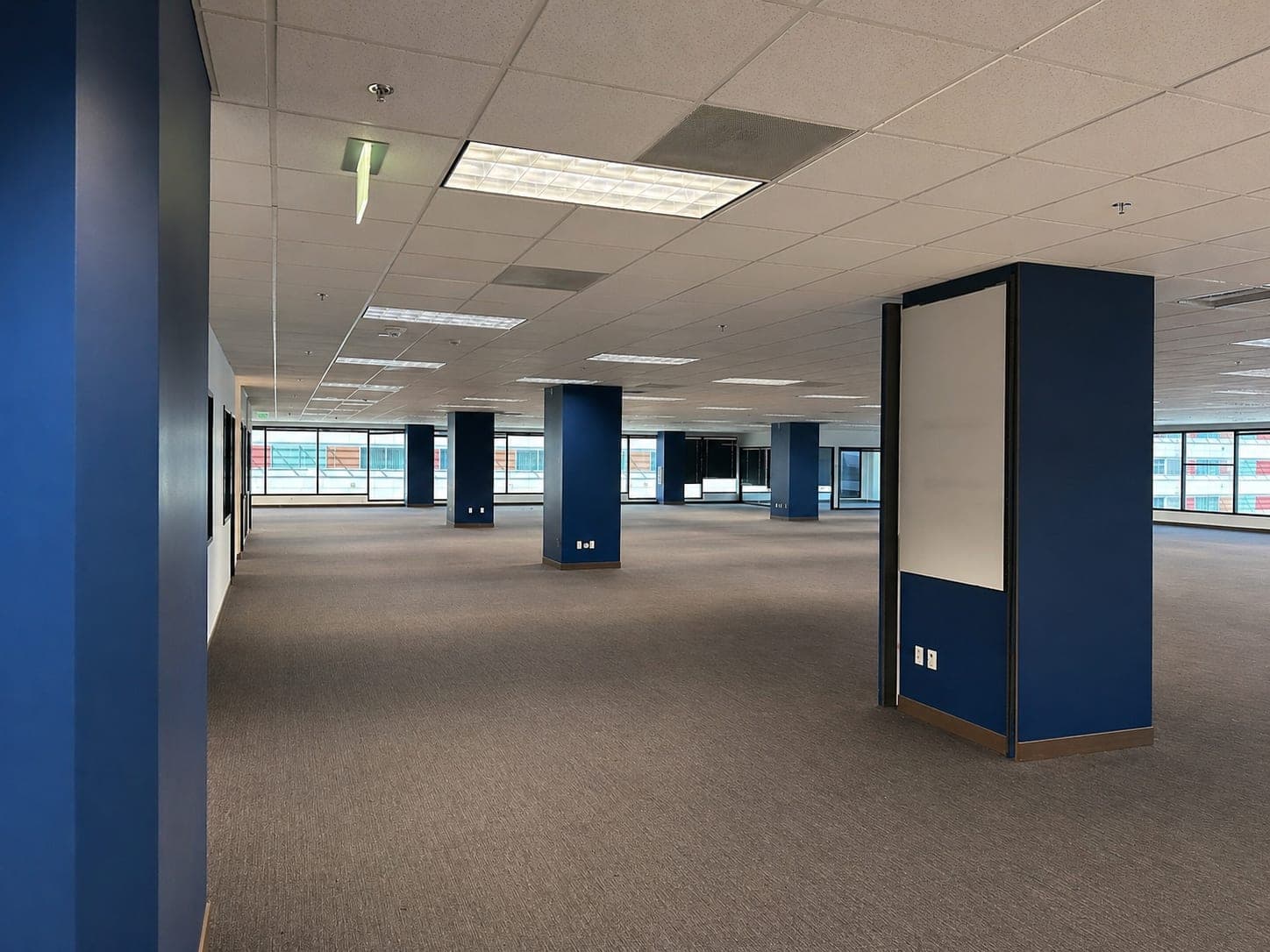 Suite 800 photo 4